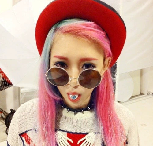 Hot Yingju Harajuku Cosplay Color Eyeliner Pen Eyeliner Lipstick Eyebrow Pencil Wine Red Green Blue Purple Silver Pink